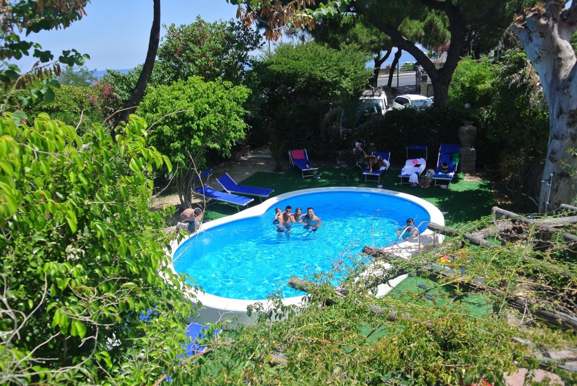 Albergo Italia - Beach Hotel Casamicciola Terme Exterior photo